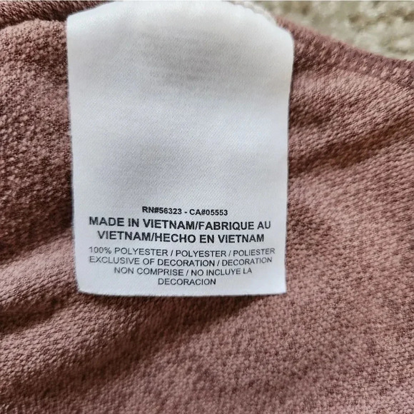 Medium Nike Dri-Fit Women's Slim Fit Mauve Short Sleeve Medalist Running Shirt - Picture 6 of 6